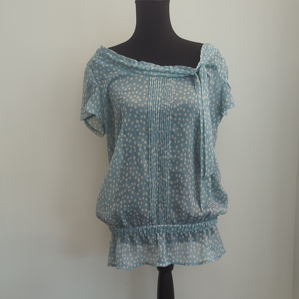 Esprit de Corp Polka Dot Peasant Blouse Blue Flutter Sleeve Smocked MEDIUM